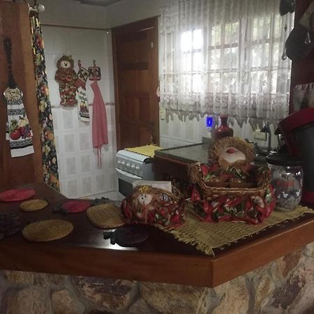 Confortavel Casa De Campo Em Condominio Fechado Águas de Lindóia Eksteriør bilde